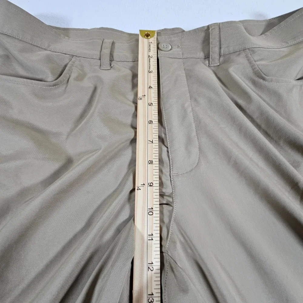Under Armour Performance Pants Mens 40/30 Tan Loose Fit Straight Leg Golf Khaki